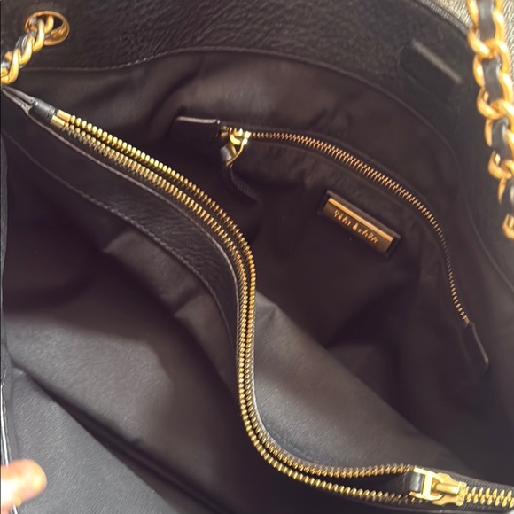 Tory Burch Black Pebbled Leather Shoulder Bag